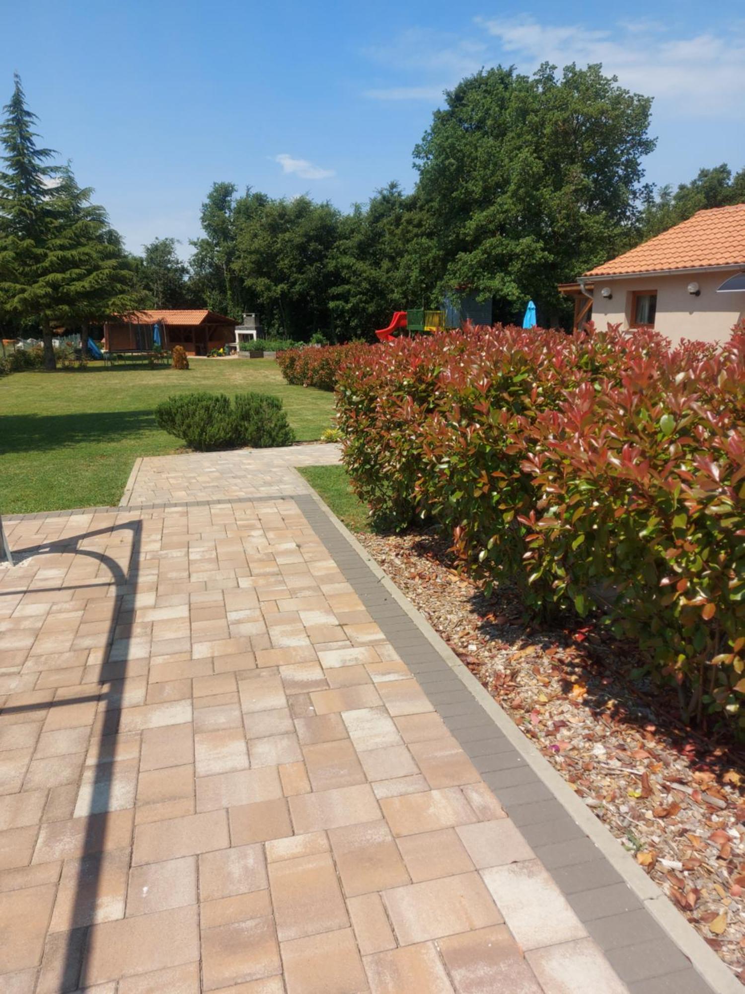 Guest House Flora Pazin Oda fotoğraf